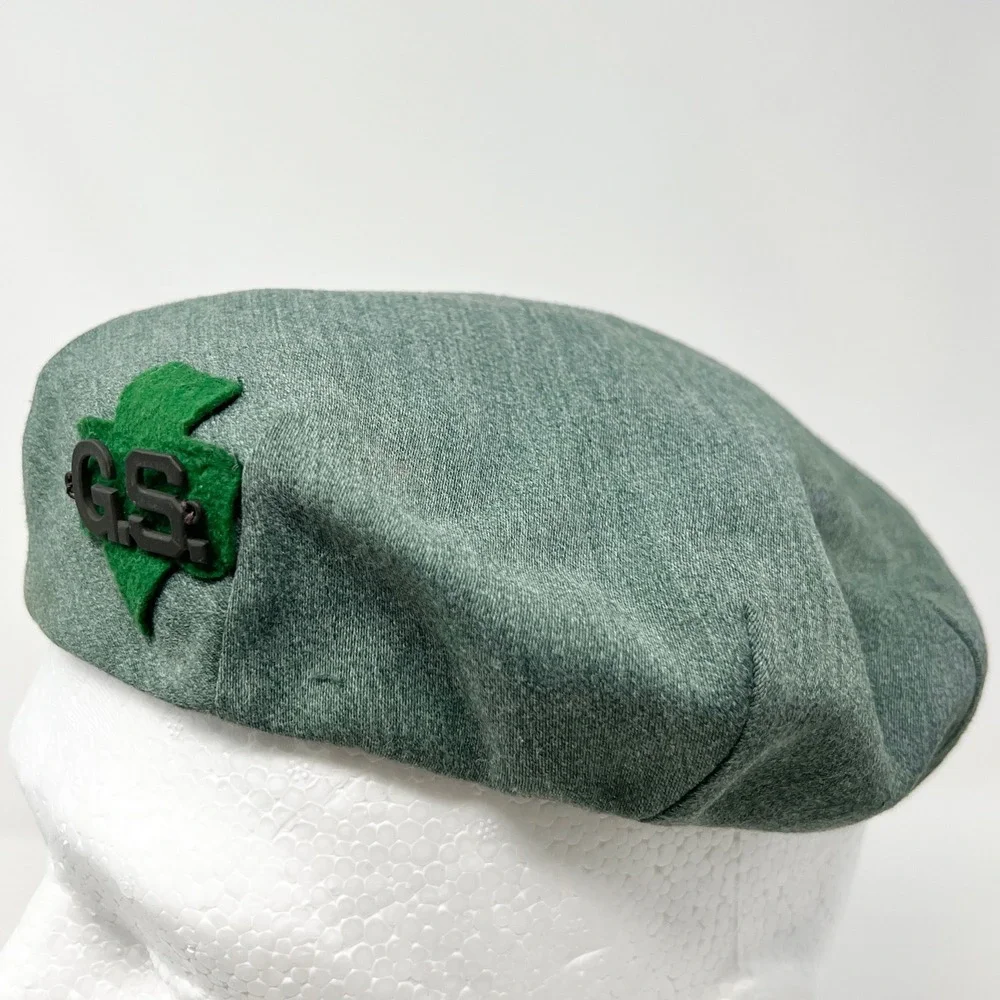 Girl Scouts Vintage Green Beret Hat ‎ Size Medium Trefoil Logo GS Monogram
